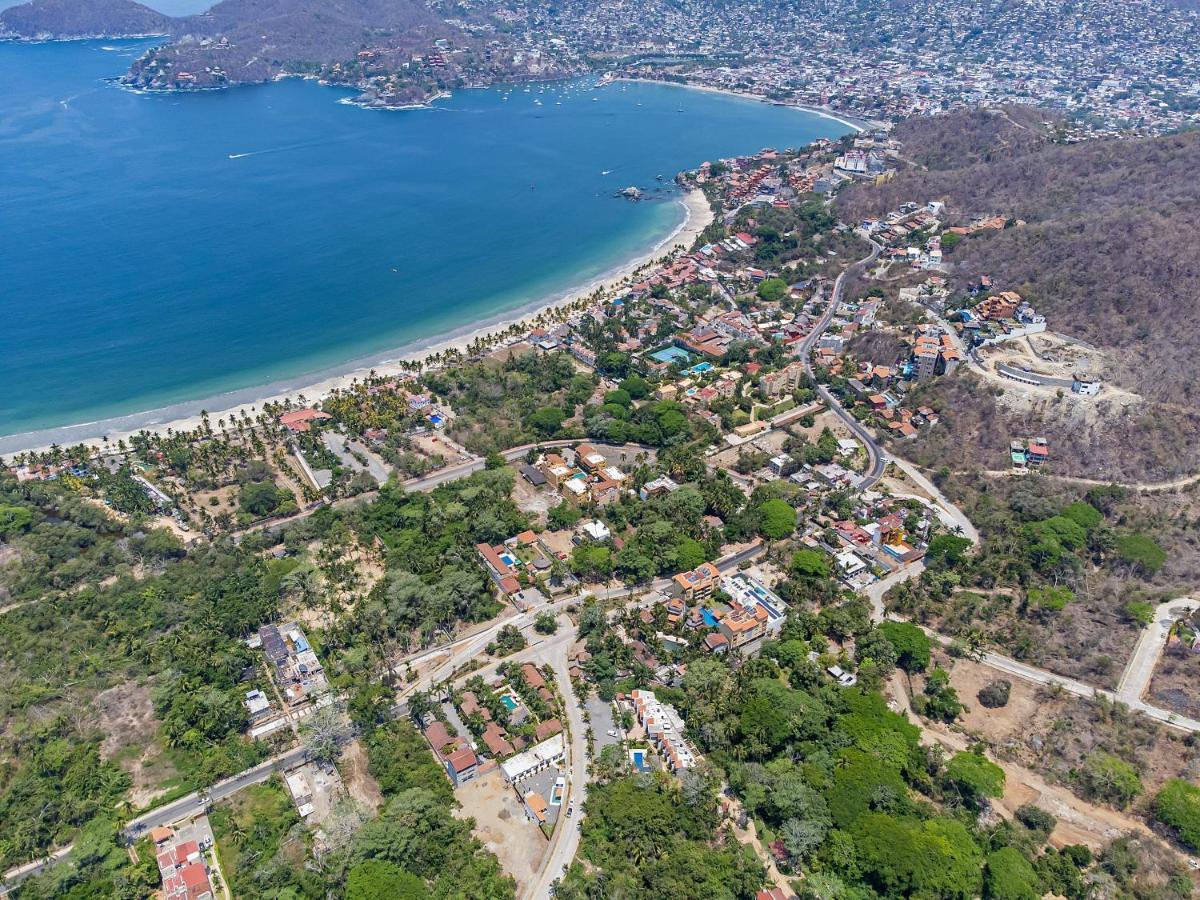 Hotel Casa Victoria Zihuatanejo Exterior foto